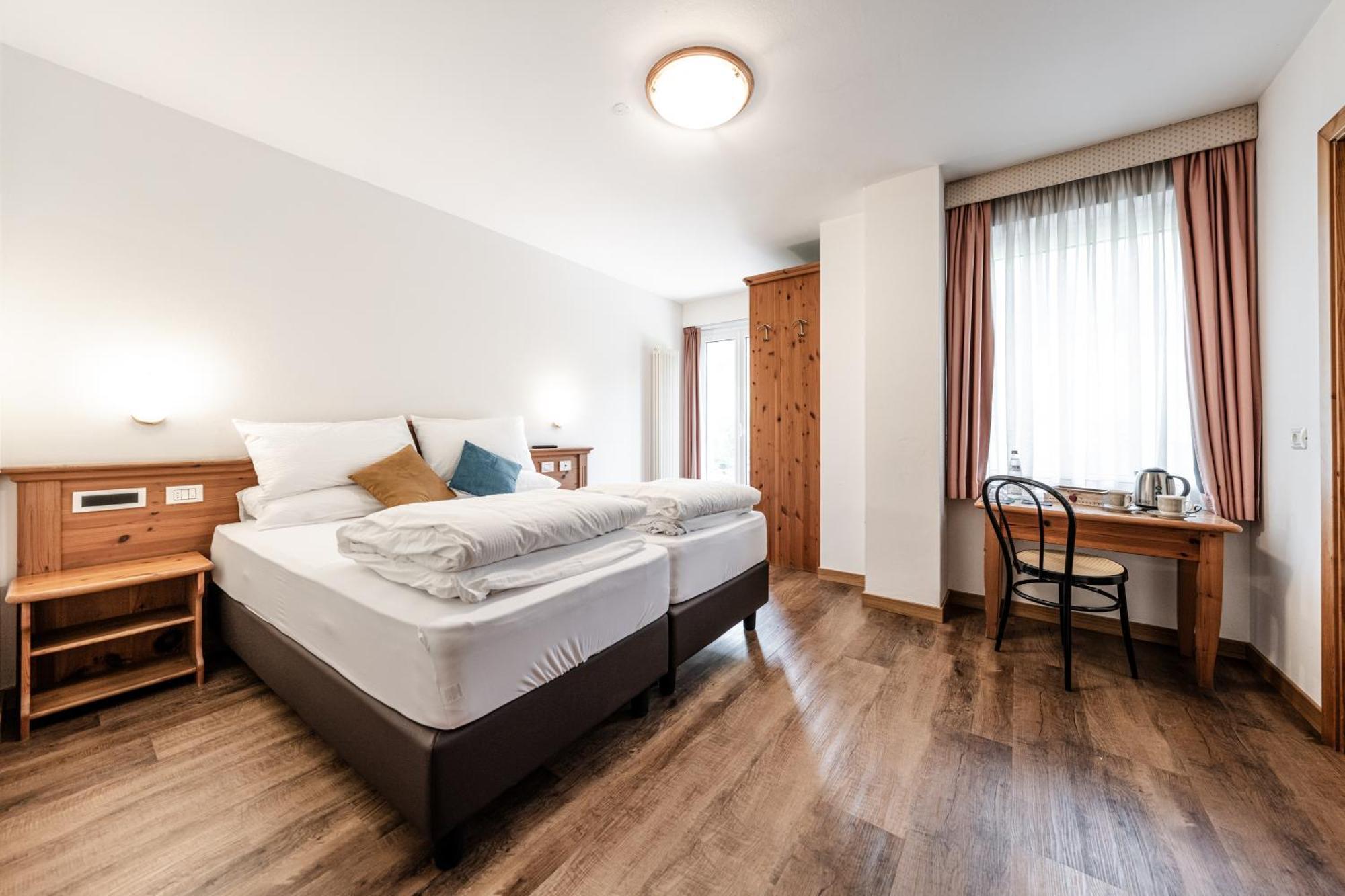 Hotel La Noria คอมเมซซาดูรา ภายนอก รูปภาพ