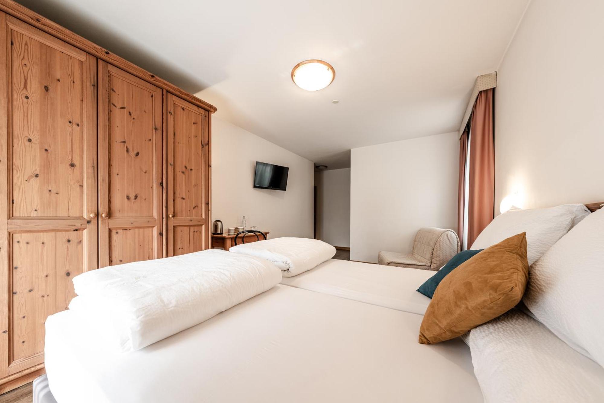 Hotel La Noria คอมเมซซาดูรา ภายนอก รูปภาพ