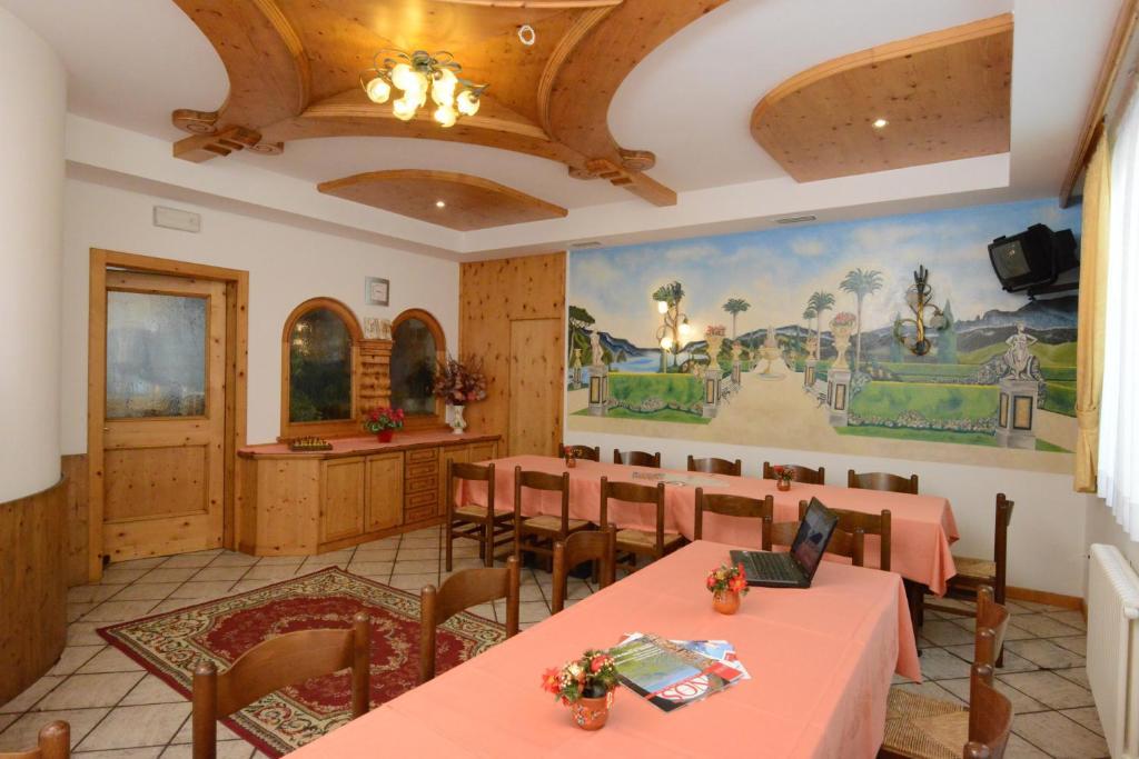 Hotel La Noria คอมเมซซาดูรา ภายนอก รูปภาพ